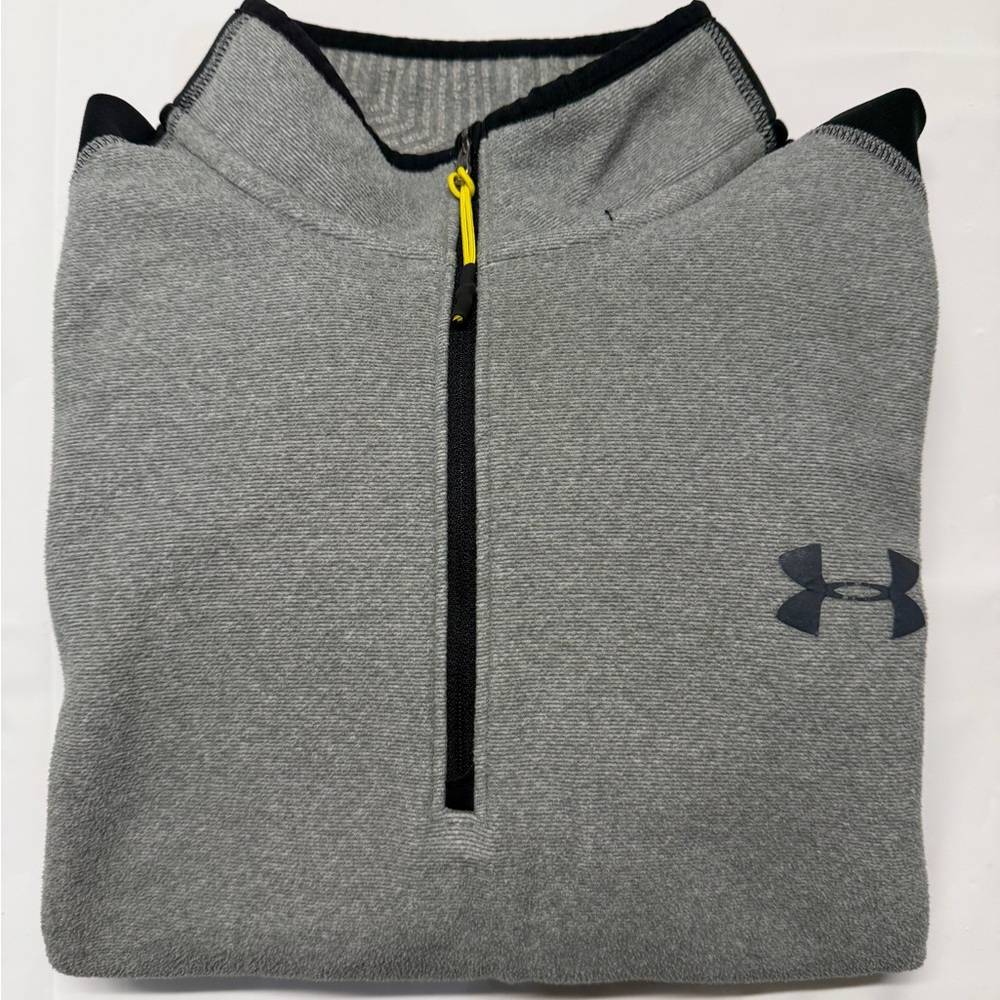 Under Armour‎ Black Pullover with Yellow Logo